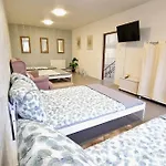 Holiday home Orientarium Atlas Arena Family House Lodz