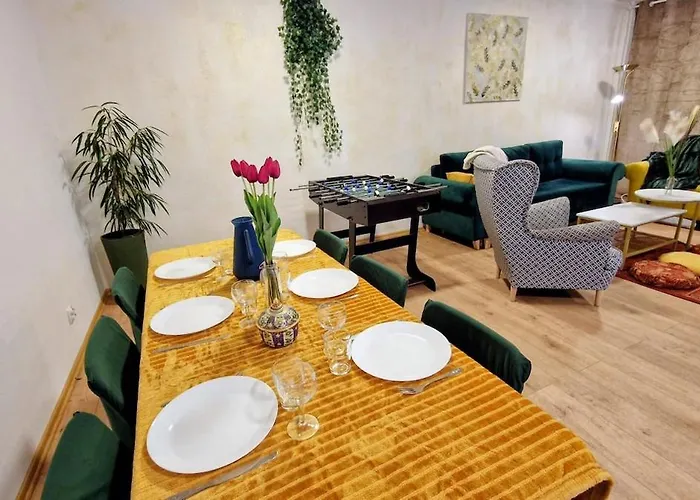 Orientarium Atlas Arena Family House Feriehus