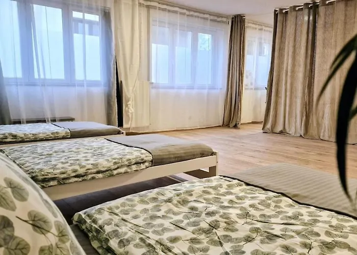 Feriehus Orientarium Atlas Arena Family House *