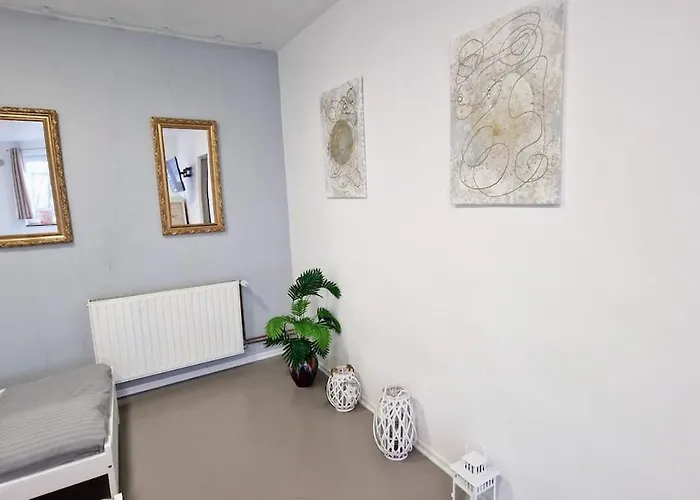 Orientarium Atlas Arena Family House