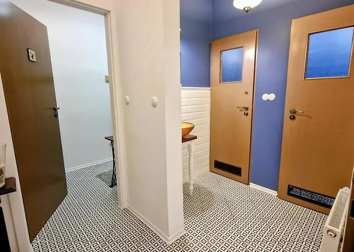 Orientarium Atlas Arena Family House *