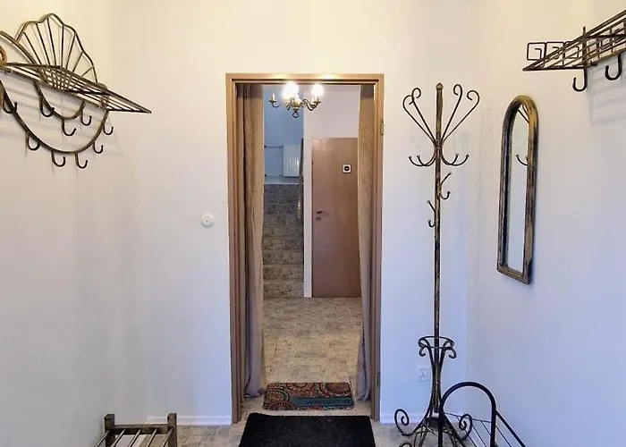 Orientarium Atlas Arena Family House * Łódź